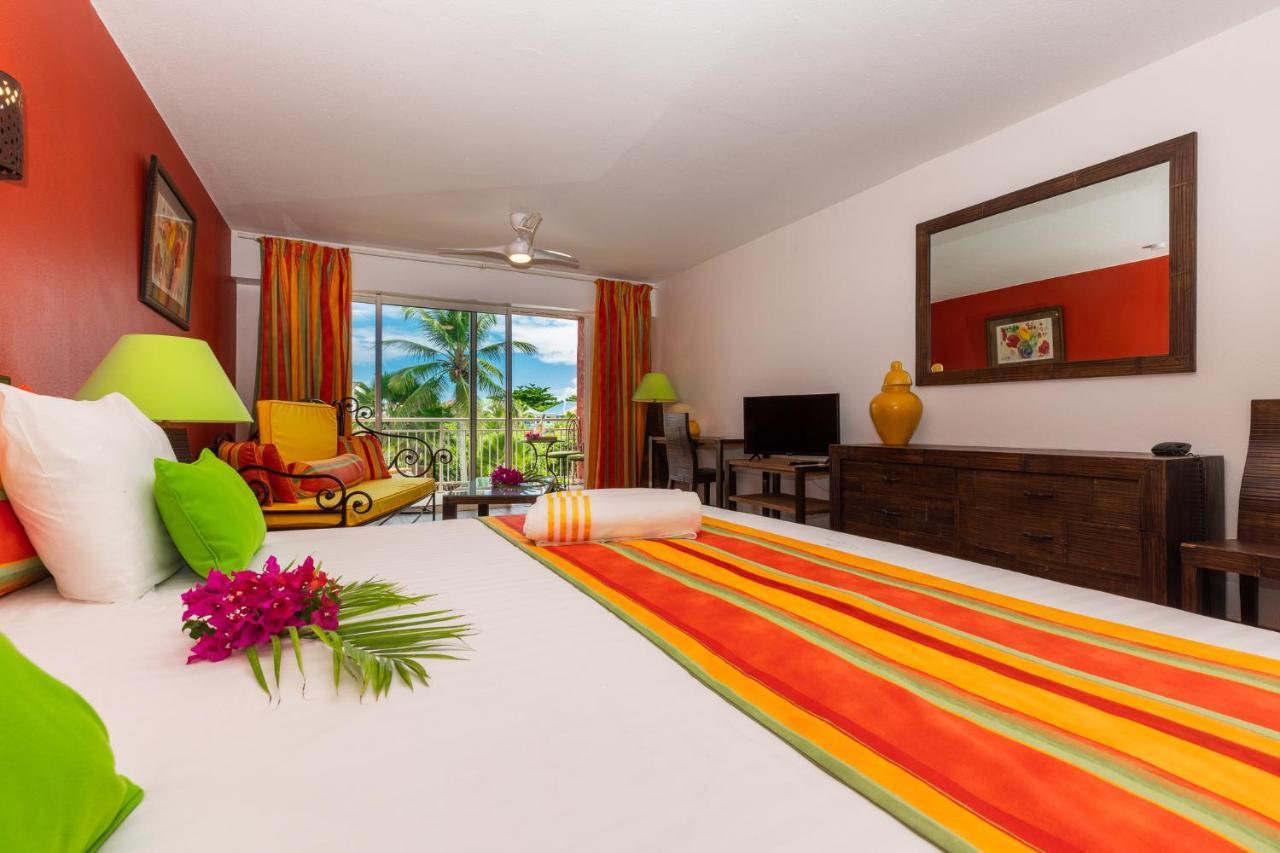 Orient Bay Palm Court Residence 4 Stars Quarter of Orleans Екстериор снимка