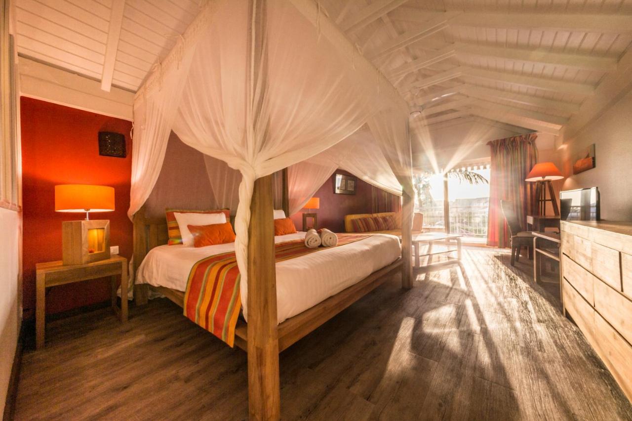Orient Bay Palm Court Residence 4 Stars Quarter of Orleans Екстериор снимка