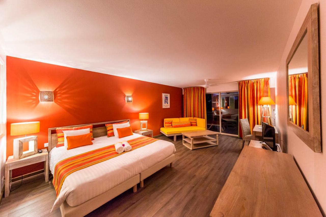Orient Bay Palm Court Residence 4 Stars Quarter of Orleans Екстериор снимка