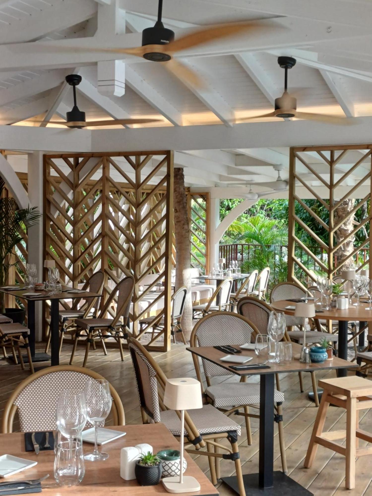 Orient Bay Palm Court Residence 4 Stars Quarter of Orleans Екстериор снимка